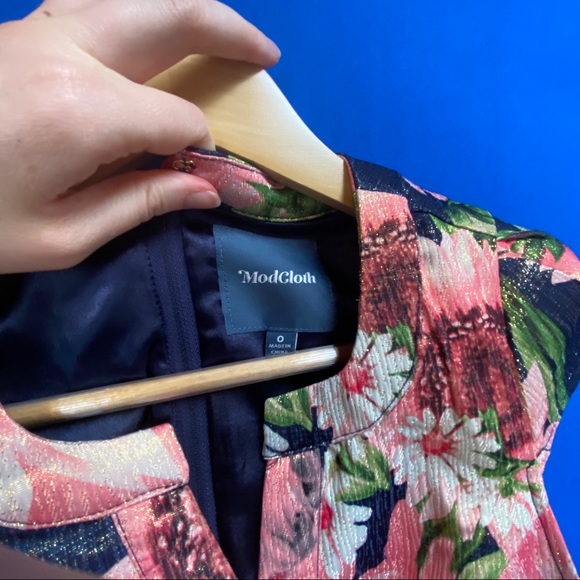 ModCloth Personal Boldness Dress - Sunflower Sz 0 - Picture 6 of 10